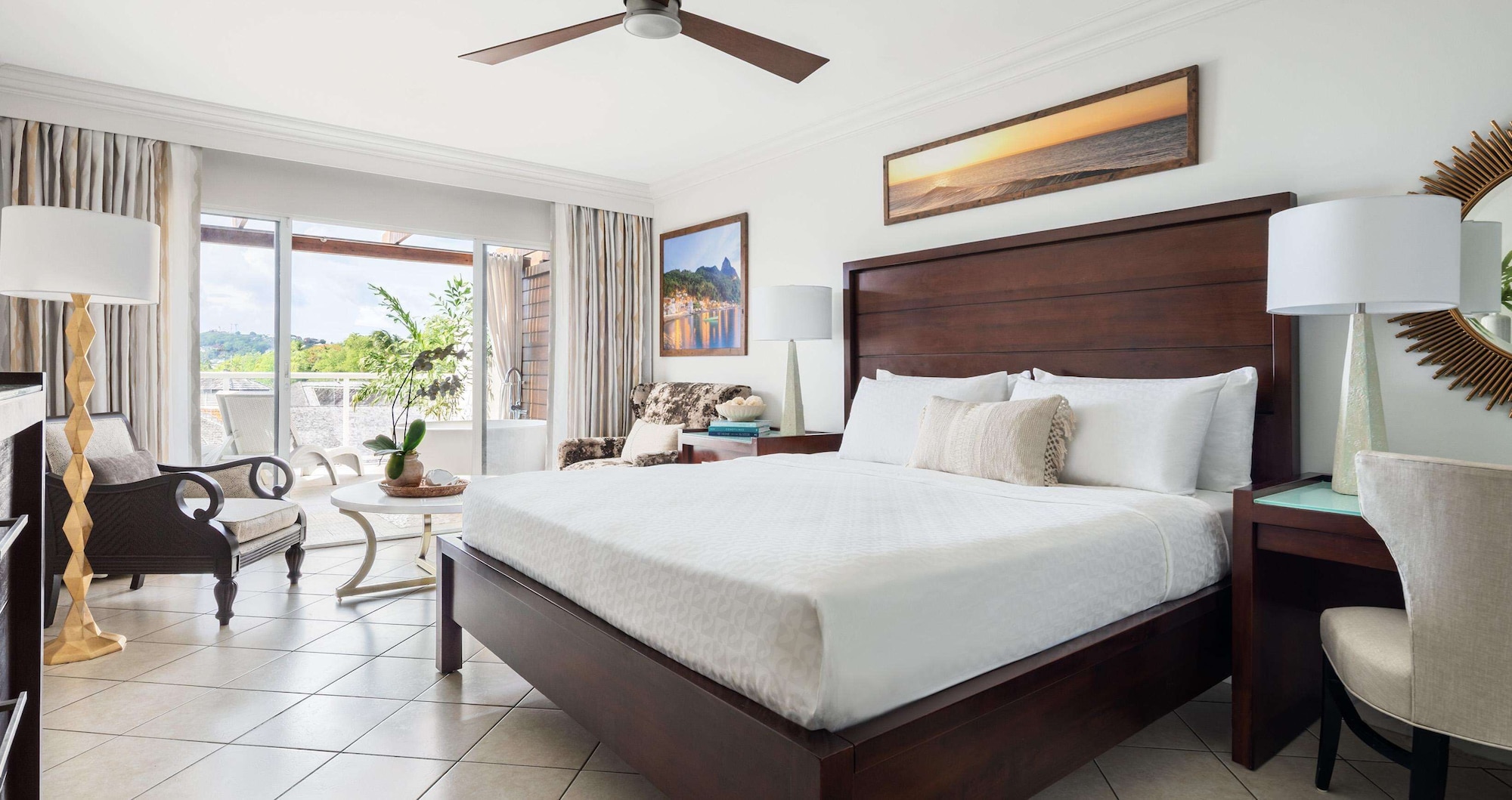 俱乐部套房，一卧室，海景（俱乐部楼层露台小型套房）