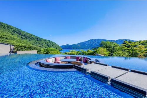 箱根蘆之湖花織旅館