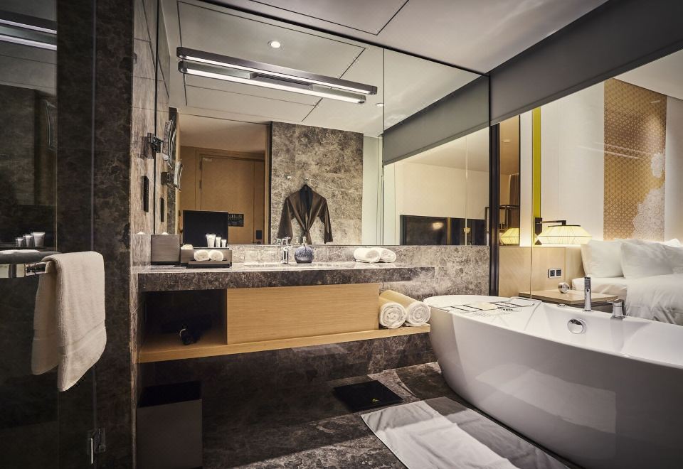 俱乐部豪华双床房