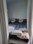 Glamping Hut - Riverview 3 Hotels in 
