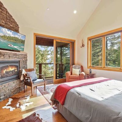 House, Multiple Beds, Patio, Mountain View (Lakeview Mountain Chalet) Lakeview Mountain Chalet Promo Code