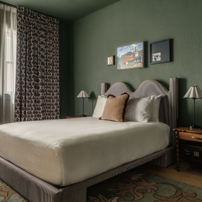 Queen Room-Mobility Accessible MarQueen Hotel Promo Code