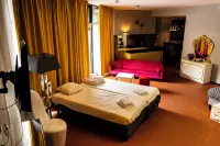 Hotel de Elderschans Hotele w: 