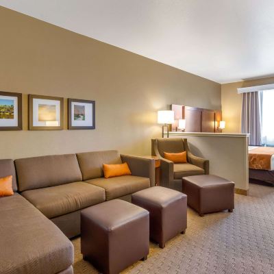 Suite, 1 Queen Bed With Sofa Bed, Accessible, Non Smoking (Upgrade) Comfort Suites Burlington Promo Code