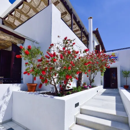 Kalidon Beach Hotel