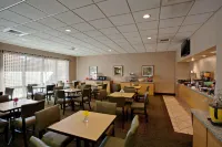 Travelodge by Wyndham Phoenix North