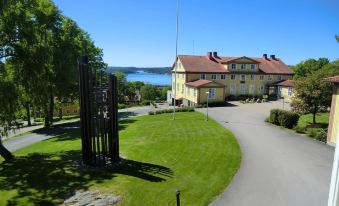 Ljungskile Folkhögskola Kurs & Konferens Vandrarhem - Hostel