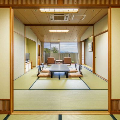 Deluxe, Japanese-Style with Bath, Ocean View