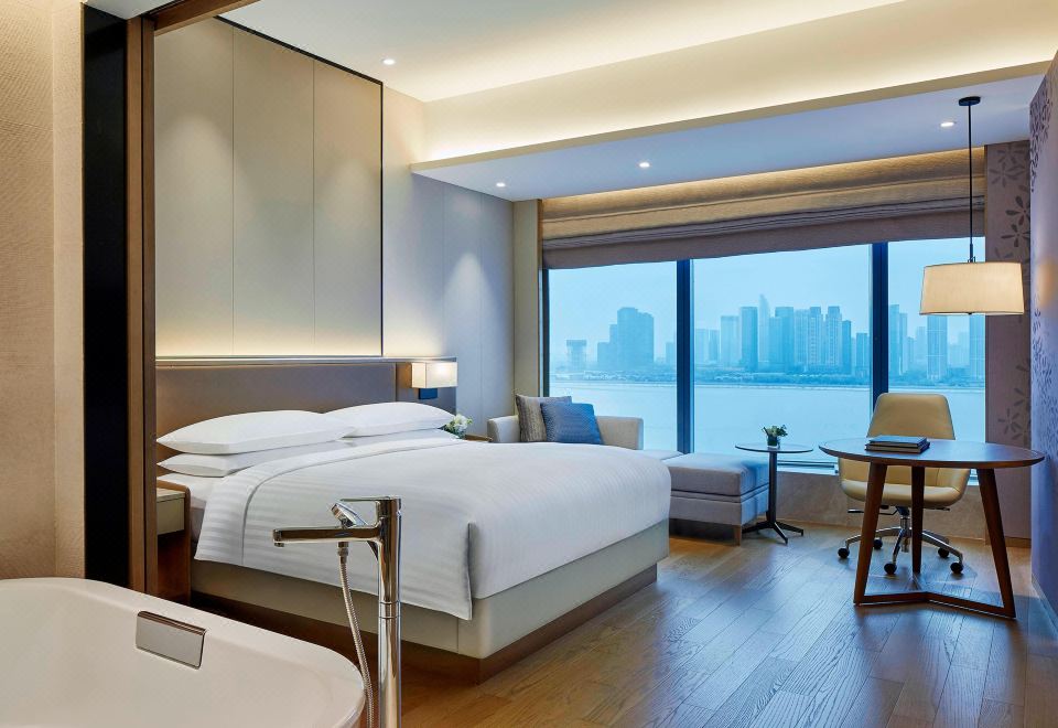 行政江景大床房