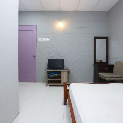 Bilik SPOT ON(katil queen) Kupon SPOT ON 89796 D'Noor Budget Inn