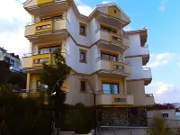 بياز كوناك إيفليري