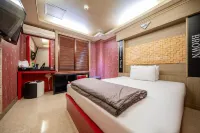 Brown Hotel