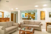 Hiona Holiday Hotel