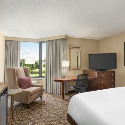 King Room With Mobility Accessible Bathtub DoubleTree by Hilton Jackson Promo Code