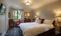 Ghan House Hotel a 