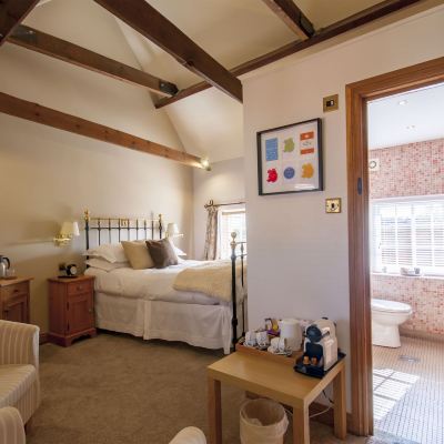 Deluxe Double Room, Ensuite, Courtyard View Sebastians Promo Code