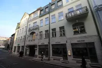 Tallinn City Apartments Old Town Suites Hotel di 