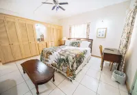 ClarenceVille Villa Apartments Hotels in 