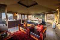 Moon Mountain Lodge Hotels in 