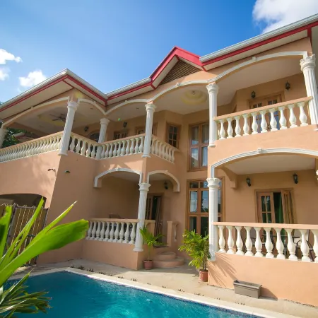 Robbie's Place Tobago