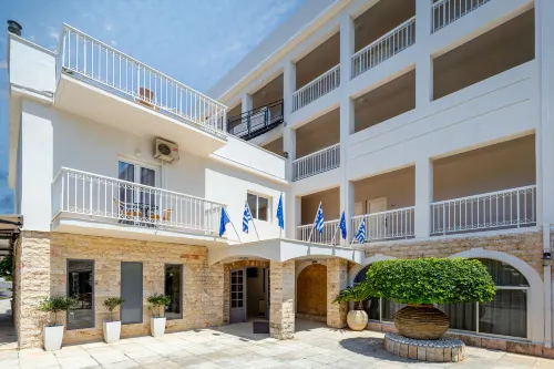 Oasis Hotel