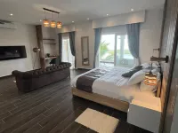 姆博迪埃納海灘 酒店