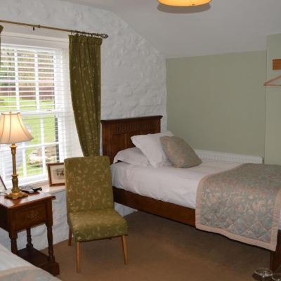 Twin Room Brigands Inn Promo Code