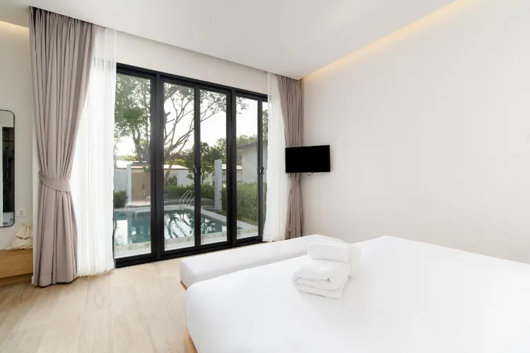 พูลวิลล่า