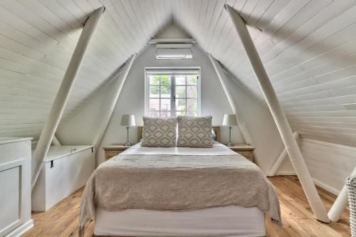 No 5-Poplar Cottage