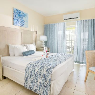 Standard King Room Bay Gardens Hotel Promo Code
