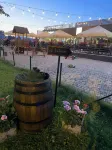 Dubno Eat & Sleep Hotel a 
