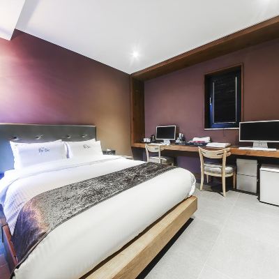 디럭스룸 (금연) 광주(송정) HOTEL THE SOL 쿠폰