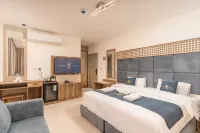 Golden Pillar Hotel
