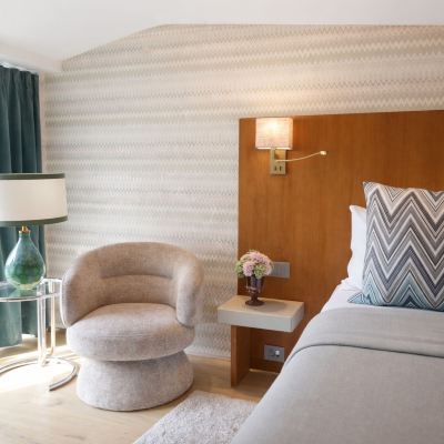Classic Double Room with Balcony Hotel Van Cleef Promo Code