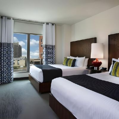 Deluxe King Room with City View Hotel Contessa Promo Code