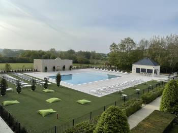 Dream Castle Hotel Marne La Vallee, Magny-le-Hongre – Updated 2023