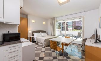 Piazzi House - Housity