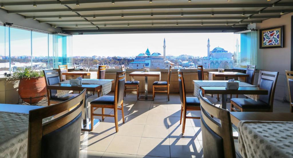 双人床或双床房