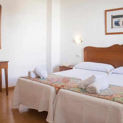 Twin Room Hotel Geminis Promo Code