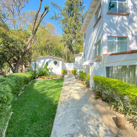 Hotel Cala Blanca Cuernavaca Отели в г. Куэрнавака