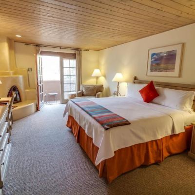 Deluxe King Room with Fireplace Inn on The Alameda Promo Code