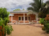 Wild Edge Panama - Kumana Safari Lodge Hoteles en Ampara