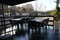 Enles Hotel Hotels in 