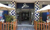 Hotel Trueba