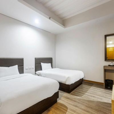 Deluxe Twin Room Airo Hotel-Outbound Guests Only Promo Code