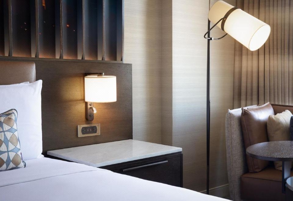 俱樂部樓層特大床房