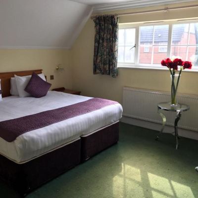 King Suite Harefield Manor Hotel Promo Code