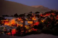Hawka Hotel di 