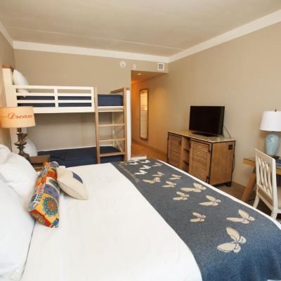 King with Bunk Accessible Dollywood's DreamMore Resort Promo Code