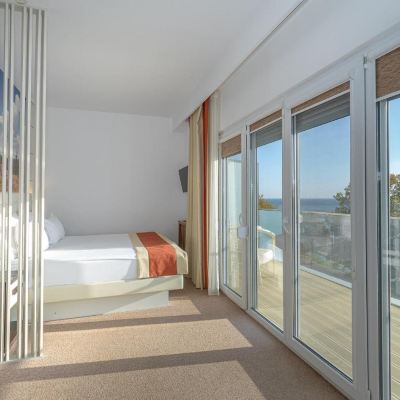 Double Room with Sea View Mera Brise Promo Code
